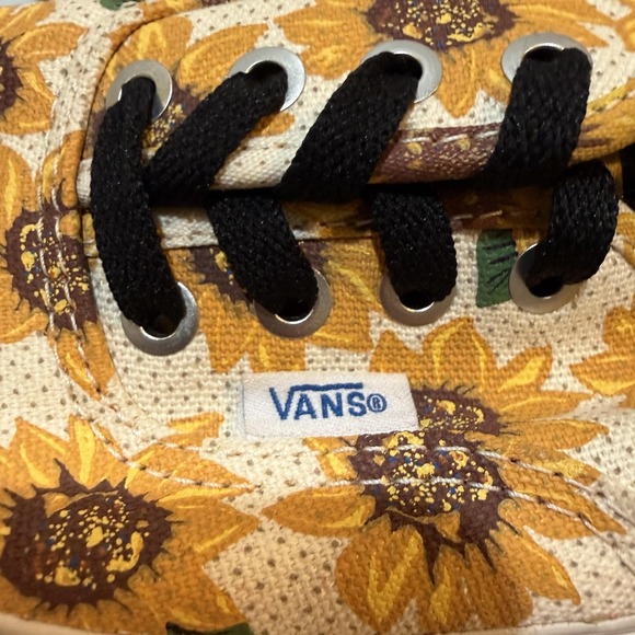 Vans Shoes Womens Size 7 Yellow Sunflower Floral Canvas Low Top Sneakers Casual - Picture 7 of 9